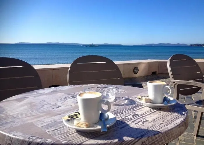 2 Pieces Avec Parking Pres De La - Fr-1-251-348